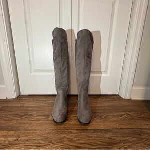 Dream Pairs Taupe Faux Suede Knee High Boots | Size 8.5 | Neutral Fall